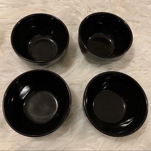 4 Black Bowls